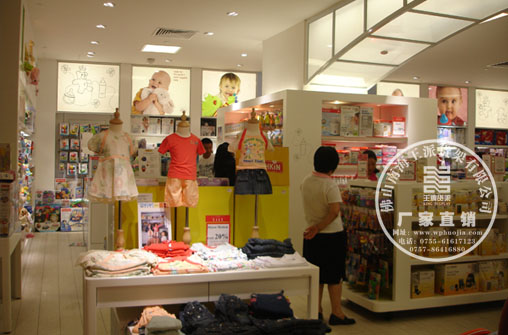 便利店货架