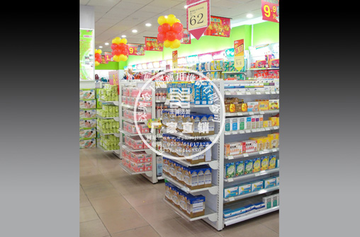 药店货架
