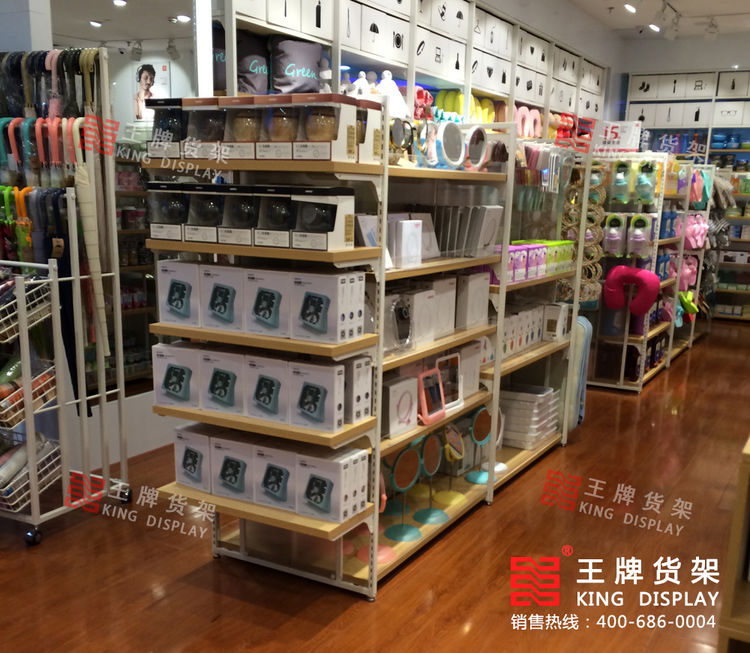 优质文具生活用品店货架